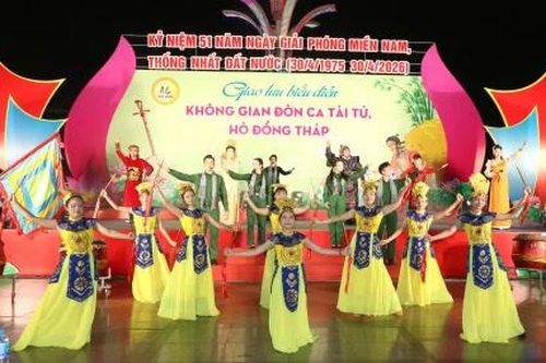 Phường Cao Lãnh: Giao lưu biểu diễn không gian đờn ca tài tử và Hò Đồng Tháp