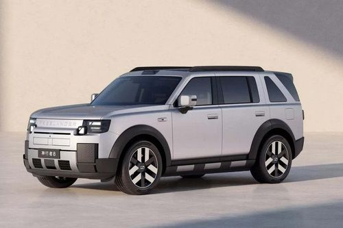 'Land Rover Defender thuần điện' lộ diện: Freelander 8 dài hơn Defender 110, hỗ trợ sạc nhanh 350 kW