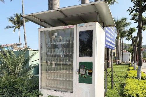 Nhiều máy bán hàng tự động dọc biển Quy Nhơn ngừng hoạt động