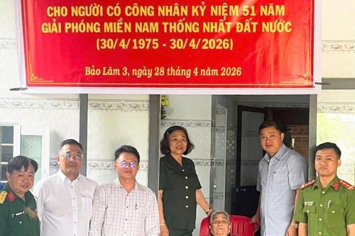 Xã Bảo Lâm 3 bàn giao nhà tình nghĩa cho người có công với cách mạng