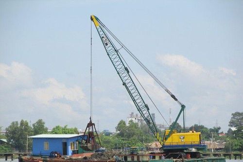 TP.HCM: Siết chặt quản lý nạo vét vùng nuớc cảng biển, thủy nội địa