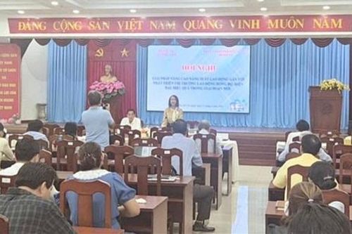 'Giải pháp nâng cao năng suất lao động gắn với phát triển thị trường lao động đồng bộ, hiện đại, hiệu quả trong giai đoạn mới'