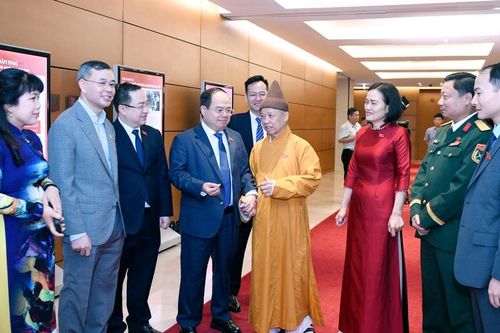 Hoạt động của Đoàn ĐBQH tỉnh Quảng Ninh tại Kỳ họp thứ Nhất, Quốc hội khóa XVI: Nhanh chóng đưa các quyết sách vào cuộc sống