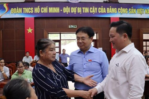 Đồng Nai: Cử tri bày tỏ niềm vui, kỳ vọng cơ chế đột phá khi lên thành phố