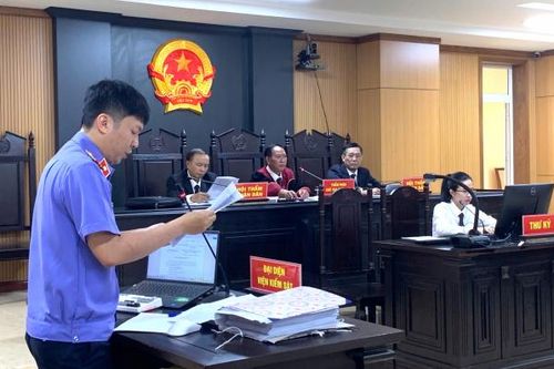 Tuyên phạt Nguyễn Đình Thắng 11 năm tù về tội khủng bố