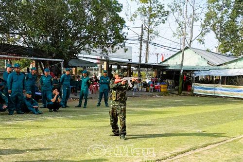 Nâng cao khả năng sẵn sàng chiến đấu của lực lượng dân quân tự vệ