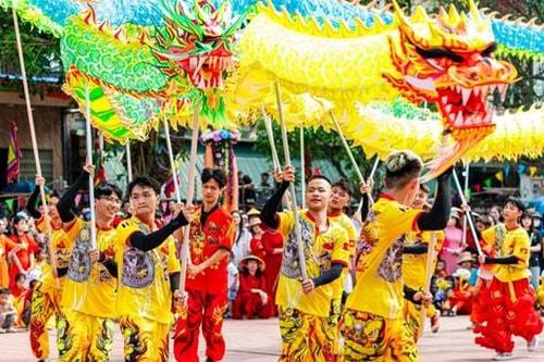 Giữ hồn làng qua mùa lễ hội ở Dân Hòa