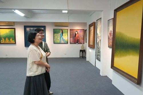 Khai mạc Triển lãm Mỹ thuật 'Giai điệu Thống nhất' và 'Việt Nam quê hương tôi' tại tòa nhà 47 Hàng Dầu
