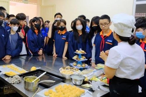 Bỏ rào cản bằng cấp: Ai sẽ được đứng lớp dạy nghề?