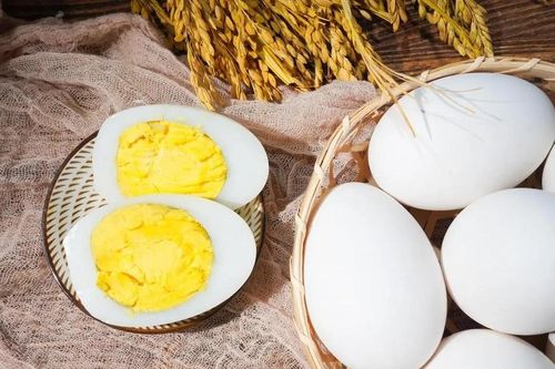 Ba nhóm người nên ăn trứng ngỗng thường xuyên