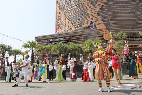 Nghệ thuật phương Nam sáng đèn mừng ngày thống nhất