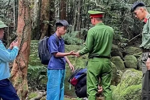 Nhiều du khách lạc đường khi tham quan: Không thể xem nhẹ yếu tố an toàn
