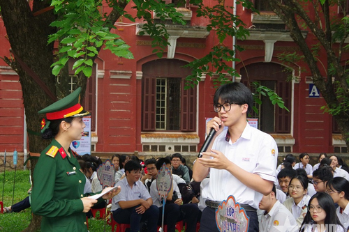 Thu hút thí sinh vào các trường Quân đội