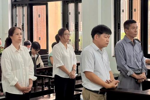Cựu giám đốc CDC Huế và 3 thuộc cấp lãnh án