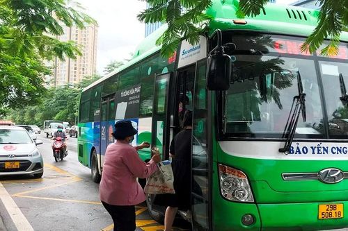 Hà Nội miễn phí xe buýt, metro 7 ngày dịp lễ 30/4-1/5