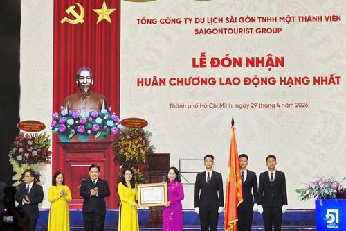 Saigontourist Group vinh dự đón nhận Huân chương Lao động hạng Nhất