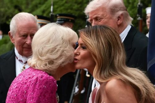 Diện mạo gây sốt của bà Melania Trump