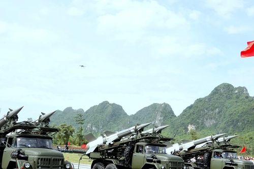 Nhiều loại vũ khí, khí tài do Việt Nam sản xuất sẽ ra mắt tại sân bay Gia Lâm