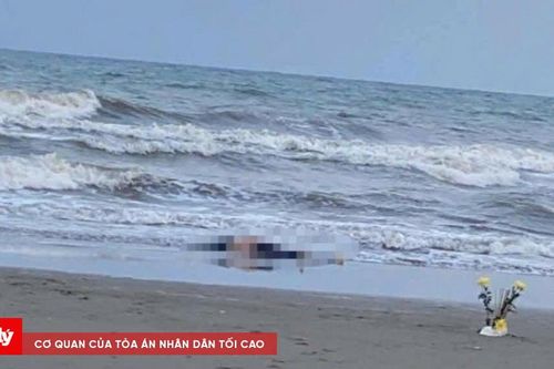 Phát hiện một thi thể trôi dạt vào bờ biển Hà Tĩnh