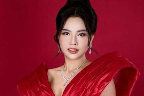 Cô bé mồ côi năm 3 tuổi - Nguyễn Khuê Thu đăng quang Mrs Earth Vietnam 2026