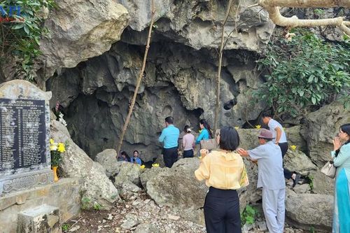 Khúc tráng ca bất tử tại hang Hỏa Tiễn