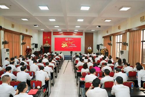 Khẳng định vai trò định chế tài chính phát triển của Nhà nước