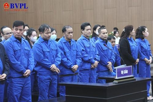 Cựu Phó Chánh án TAND cấp cao tại Đà Nẵng được giảm 2 năm tù