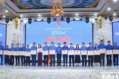 Tuổi trẻ Nghệ An lan tỏa hành trình 'Thanh xuân xanh'