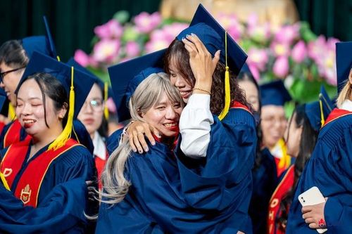Bộ GD&ĐT lấy ý kiến dự thảo quy định công nhận văn bằng nước ngoài