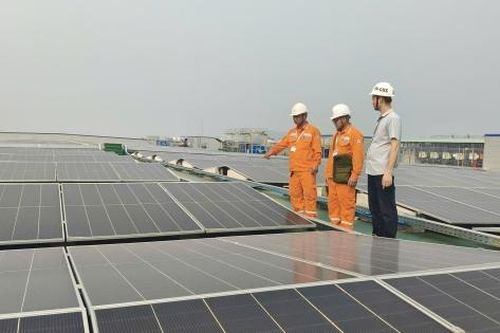 Từ 'điện khí hóa' của Lê-nin đến Nghị quyết 70: Việt Nam không chệch đường