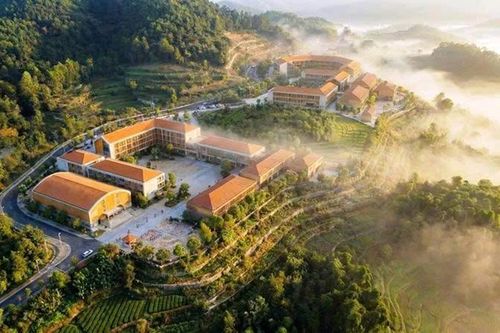 Từ lều trọ học 'nuôi chữ' đến ngôi trường của những ước mơ (Bài cuối): 'Bước ngoặt' cho giáo dục vùng biên