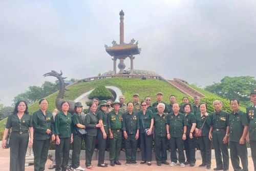 Nhiều hoạt động kỷ niệm 51 năm Ngày giải phóng miền Nam thống nhất đất nước