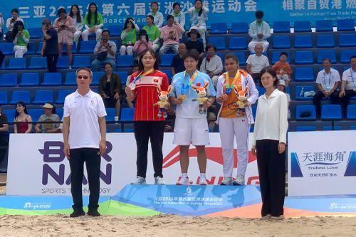 Đô vật xứ Thanh tỏa sáng với tấm Huy chương Bạc tại Đại hội Thể thao bãi biển châu Á 2026
