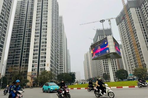 Dòng tiền vào bất động sản cải thiện nhưng vẫn còn thận trọng