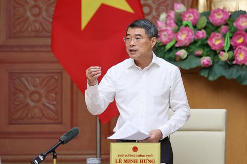 Thủ tướng yêu cầu kiểm soát tín dụng bất động sản theo loại hình, áp hạn mức phù hợp