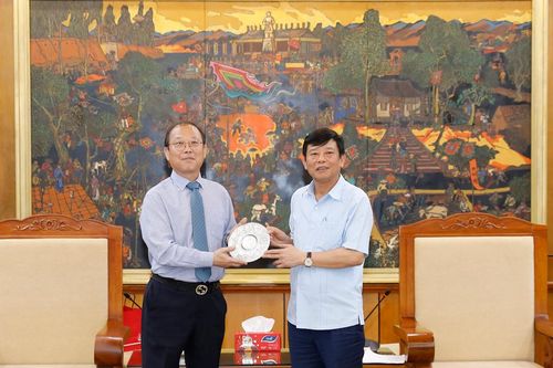 Phó Chủ tịch UBND tỉnh Ngô Tân Phượng tiếp đoàn công tác Hàn Quốc
