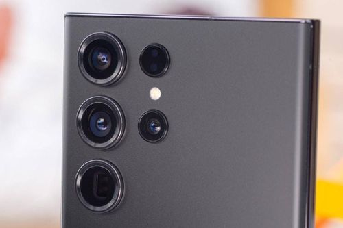 Samsung phát hành One UI 8.5 Beta 2: Sửa lỗi sọc xanh 4K và tình trạng giật lag trên Galaxy S23