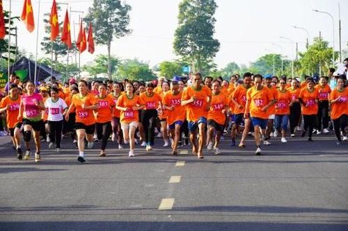 Hơn 500 vận động viên tham dự Giải việt dã truyền thống xã Hòa Long lần thứ 34