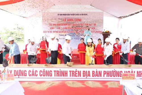 Hoài Nhơn Đông khởi công loạt dự án hạ tầng gần 20 tỷ đồng