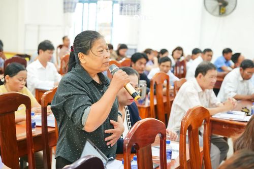 Đại biểu Quốc hội tỉnh Khánh Hòa tiếp xúc cử tri xã Lâm Sơn