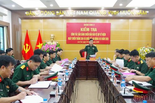 Quân khu 2 kiểm tra công tác sẵn sàng chiến đấu dịp 30/4 và 01/5 tại tỉnh Lào Cai