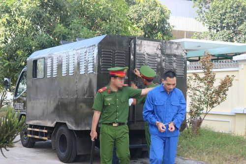 Người đàn ông bắn bố vợ lĩnh 17 năm tù