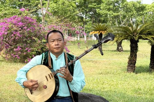 Người giữ 'hồn' nhạc cụ dân tộc