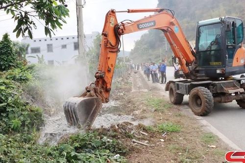 Lập lại trật tự hành lang an toàn giao thông