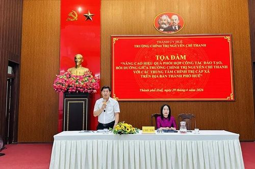 Phối hợp trong công tác đào tạo, bồi dưỡng cán bộ cơ sở
