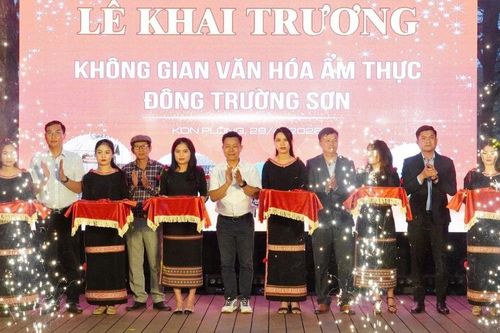 Quảng Ngãi: Kon Plông khai trương loạt điểm du lịch, đánh thức tiềm năng vùng cao