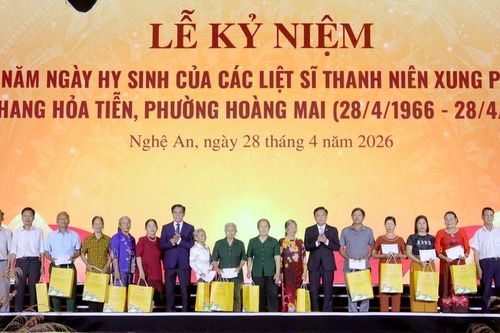 Nghệ An kỷ niệm 60 năm Ngày hy sinh của 33 liệt sĩ thanh niên xung phong tại hang Hỏa Tiễn