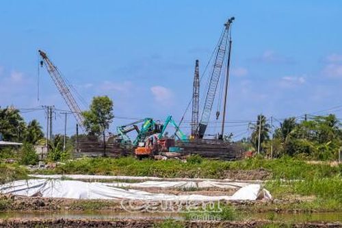 Khơi dậy sức dân qua những công trình trọng điểm