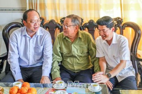 Ấm áp nghĩa tình tri ân người có công
