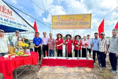 Thêm nhịp cầu mới cho vùng nông thôn Phan Ngọc Hiển
